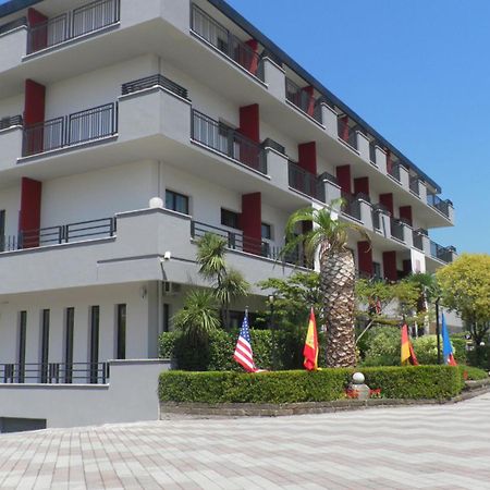 Hotel Sant'Elia SantʼElia Fiumerapido Buitenkant foto